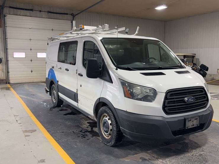 2016-ford-transit-image-7