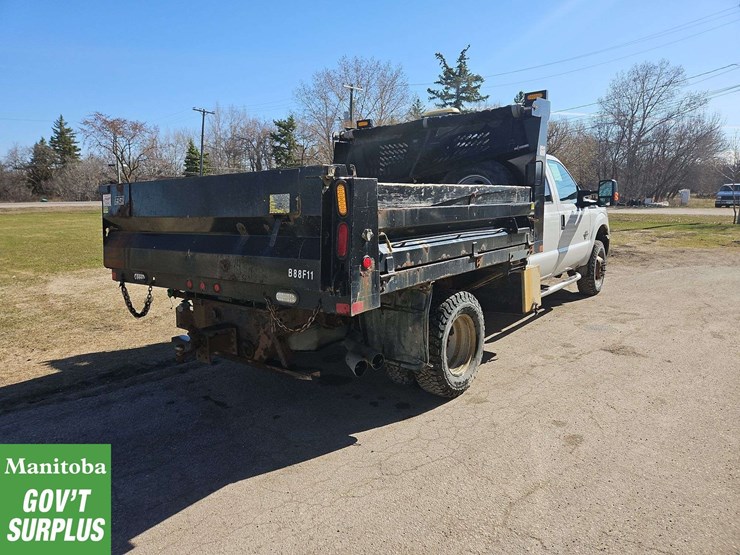 2015-ford-f350-image-3