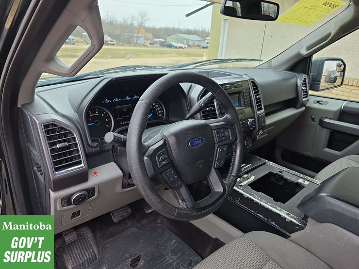 2015-ford-f150-image-18