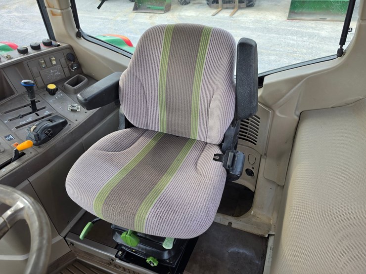 2010-john-deere-6230-image-14