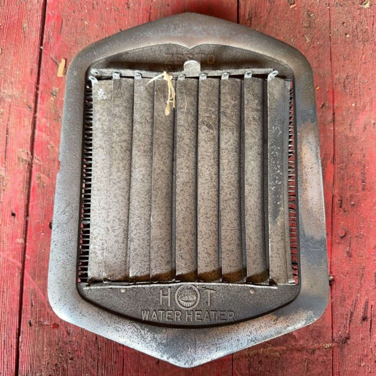 Zesto Hot Water Radiator