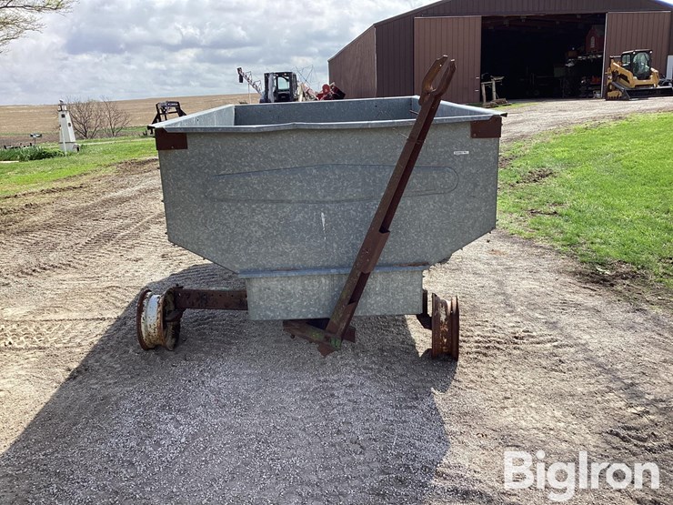oliver-feed-wagon-w/-running-gear-image-2
