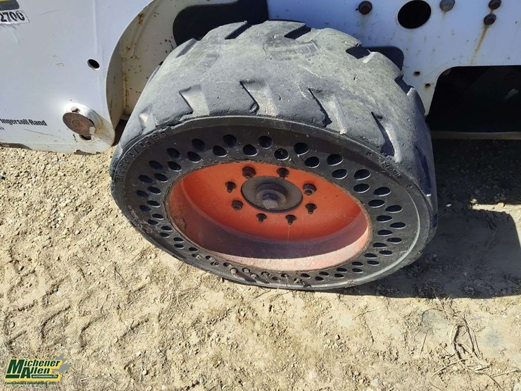 2007-bobcat-s175-image-17