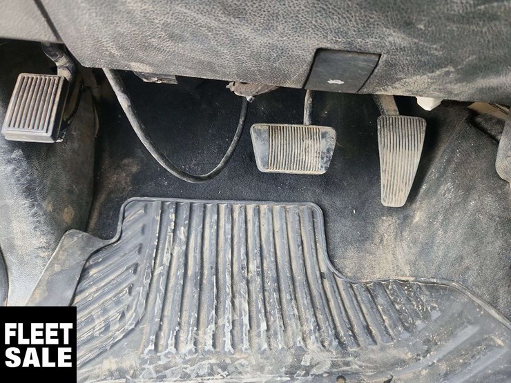 2013-dodge-2500-image-24