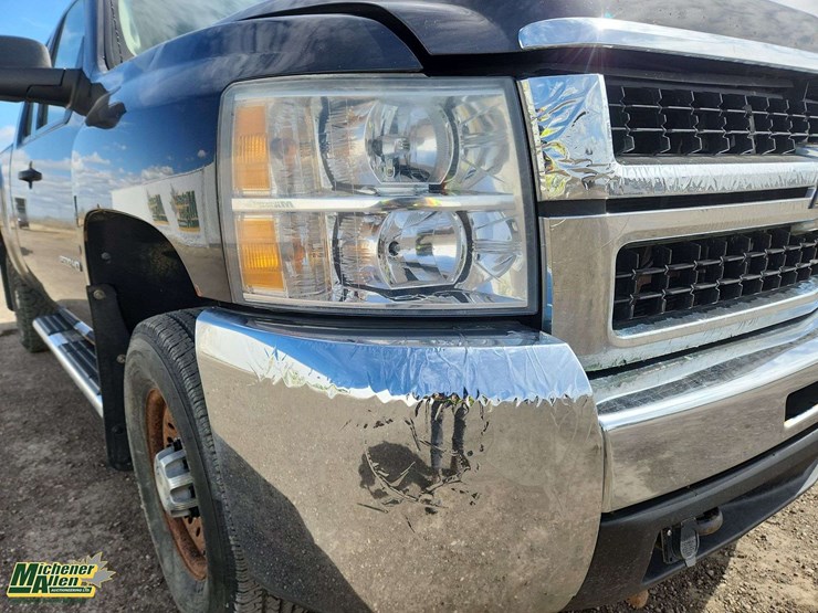 2010-chevrolet-silverado-2500hd-ls-image-43