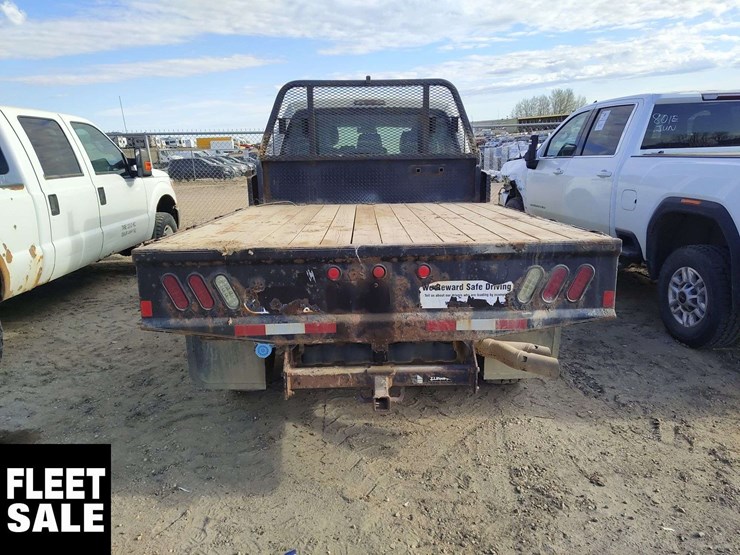 2015-ford-f350-image-16