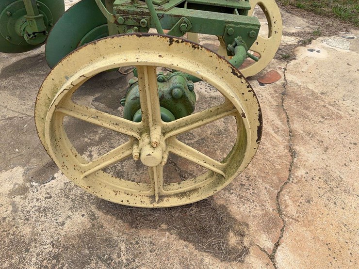 john-deere-two-bottom-disc-plow-image-13