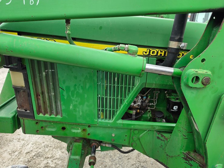 2000-john-deere-6210-image-18