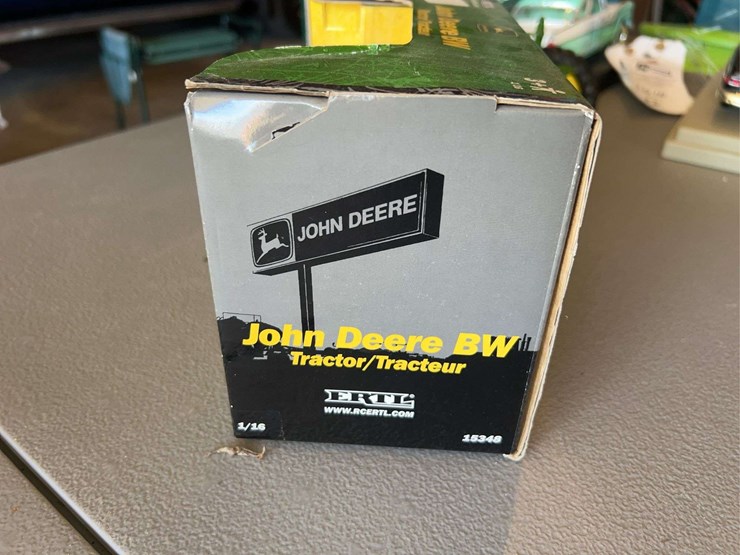 john-deere-model-a-image-11
