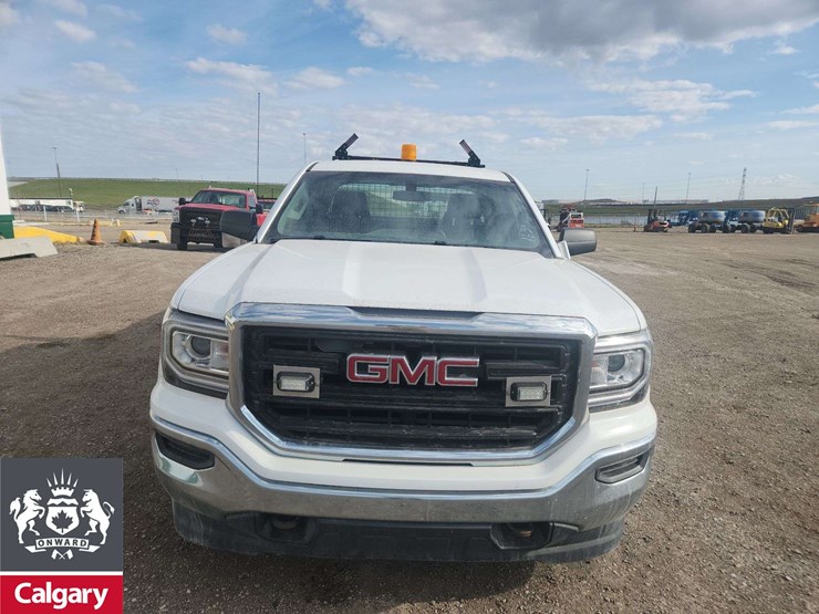 2017-gmc-sierra-1500-image-8