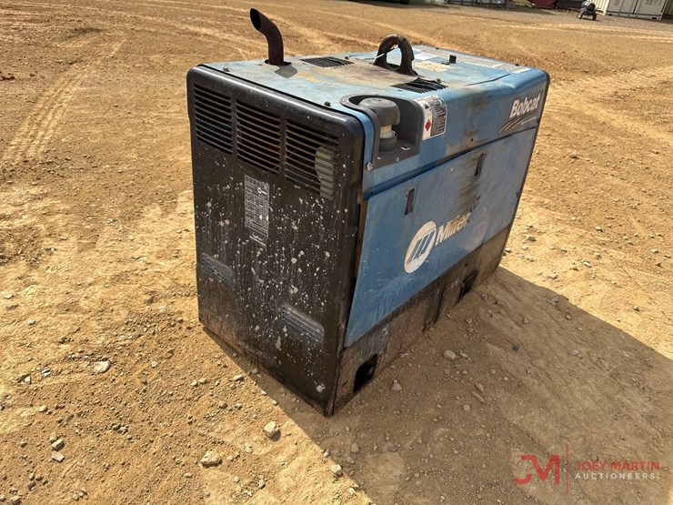 miller-bobcat-250-welder/generator-image-2