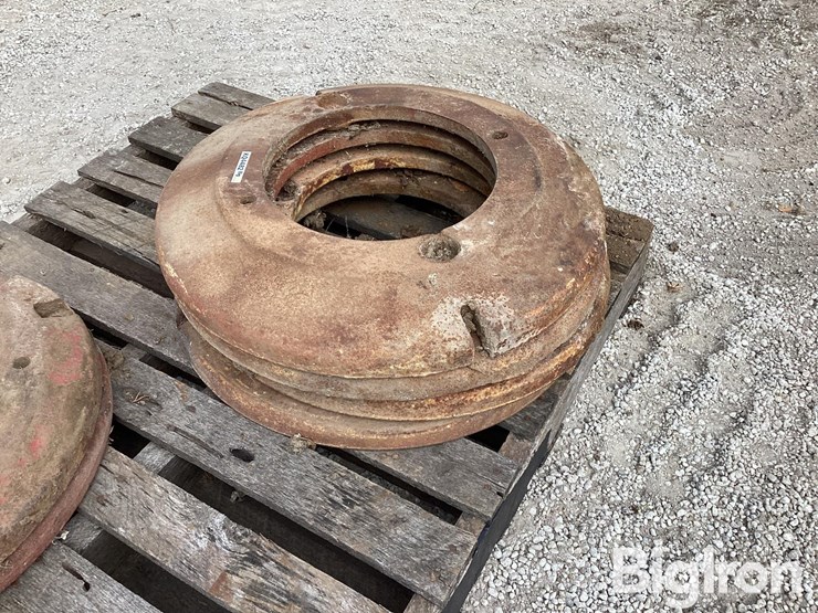 case-ih-&-oliver-rear-end-tractor-weights-image-13