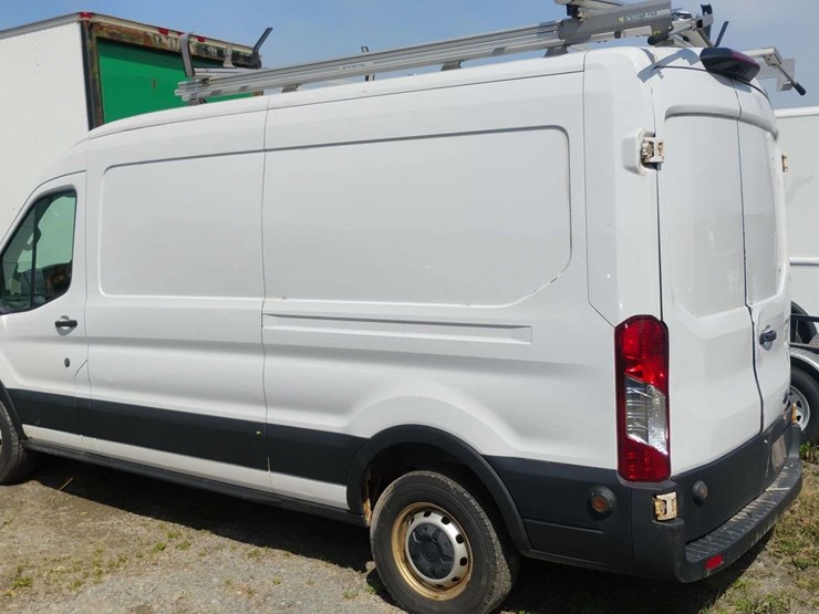 2020-ford-transit-image-3