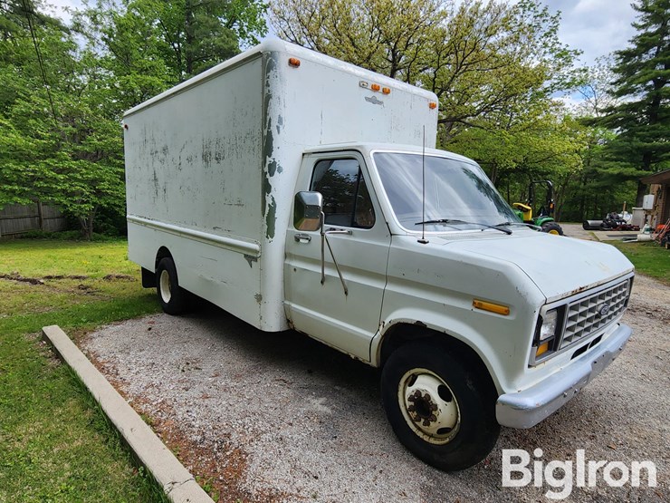 1985-ford-e350-image-3