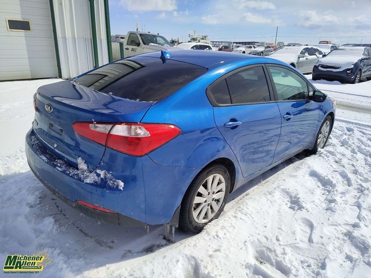 2015-kia-forte-lx-plus-4dr-sedan-image-4