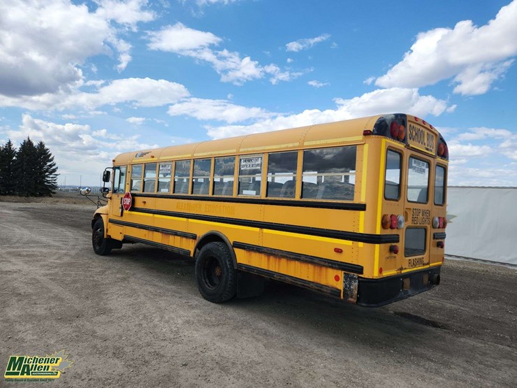 2011-ic-bus-ce-image-3