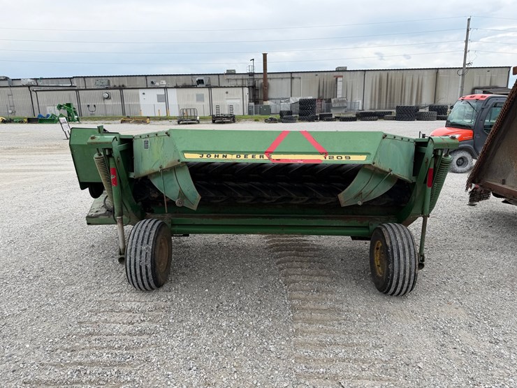john-deere-1209-image-5