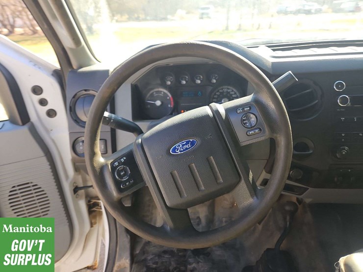 2015-ford-f350-image-24