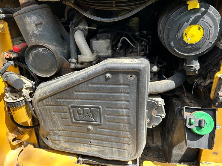 caterpillar-299c-image-15