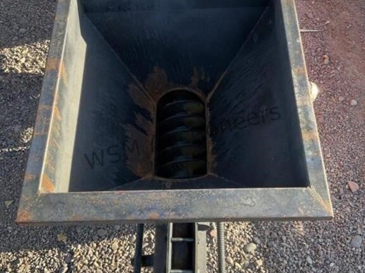 diesel-powered-concrete-pump-image-5