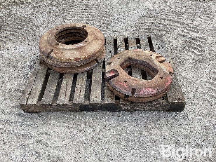 case-ih-&-oliver-rear-end-tractor-weights-image-9