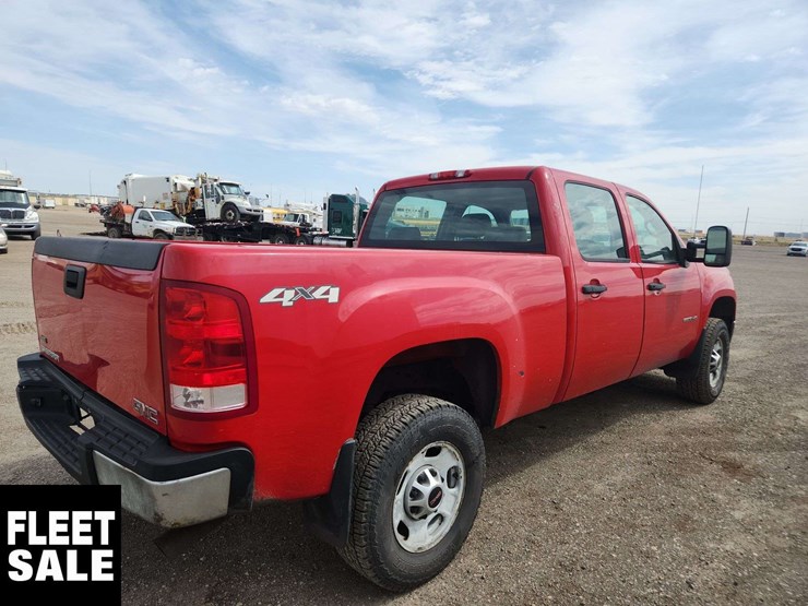 2012-gmc-sierra-2500hd-image-5