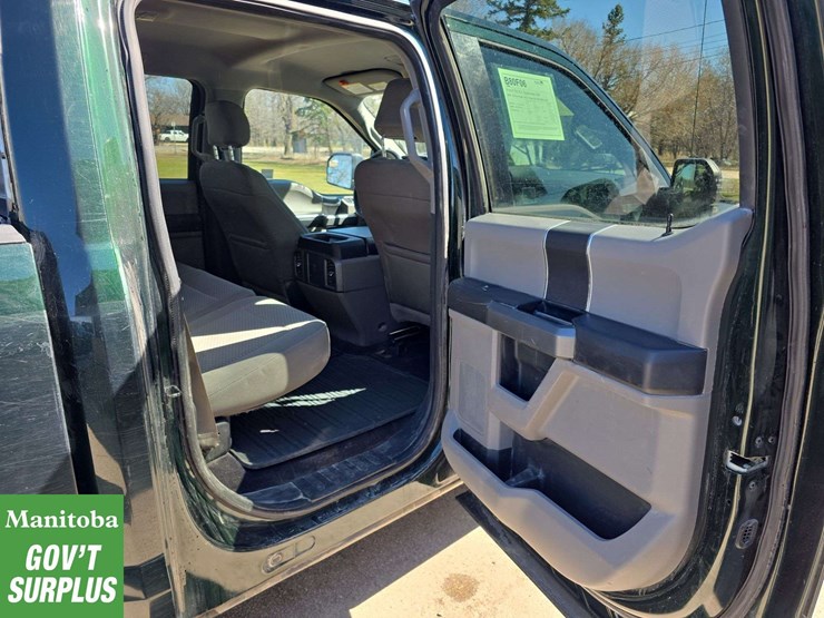 2015-ford-f150-xlt-image-27