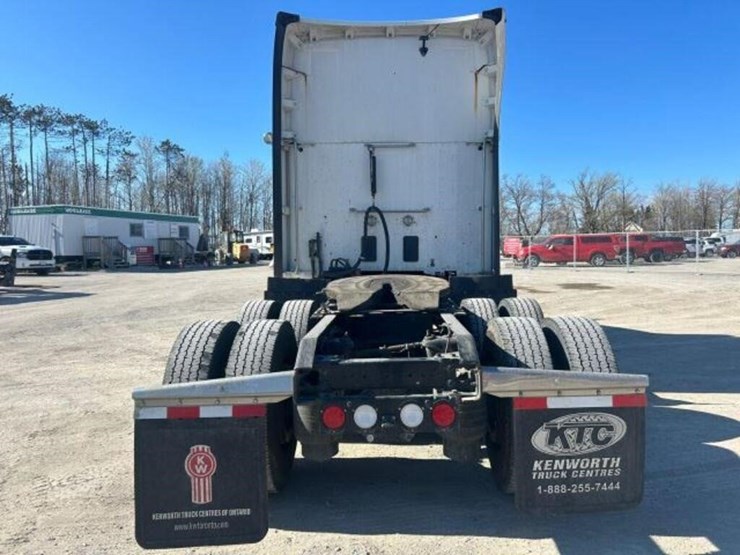 2020-kenworth-t680-image-5