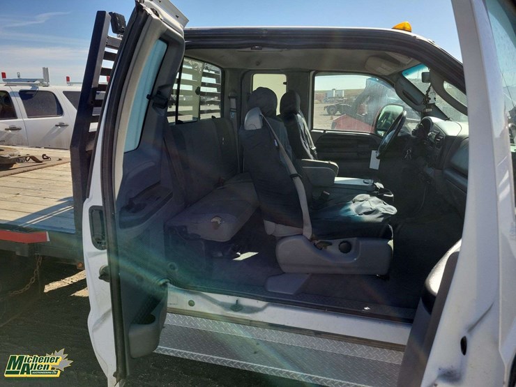 2006-ford-f450-image-33