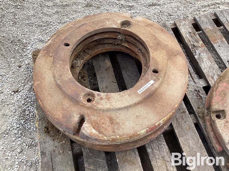 case-ih-&-oliver-rear-end-tractor-weights-image-16