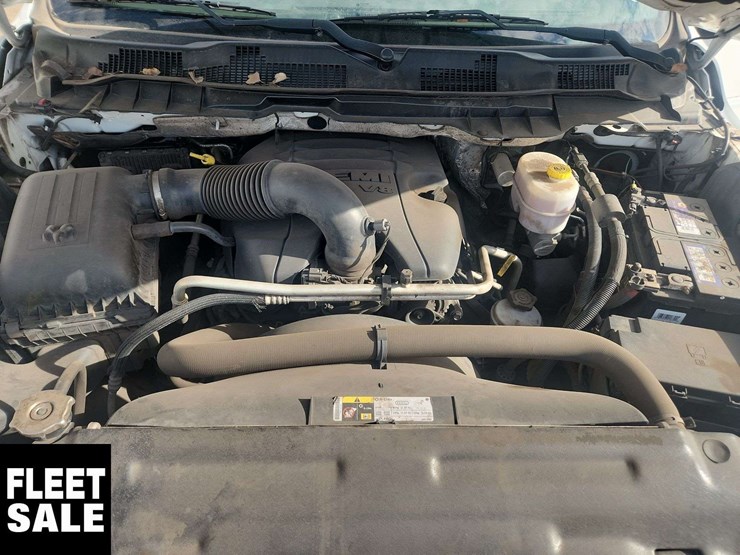 2016-dodge-3500-image-27