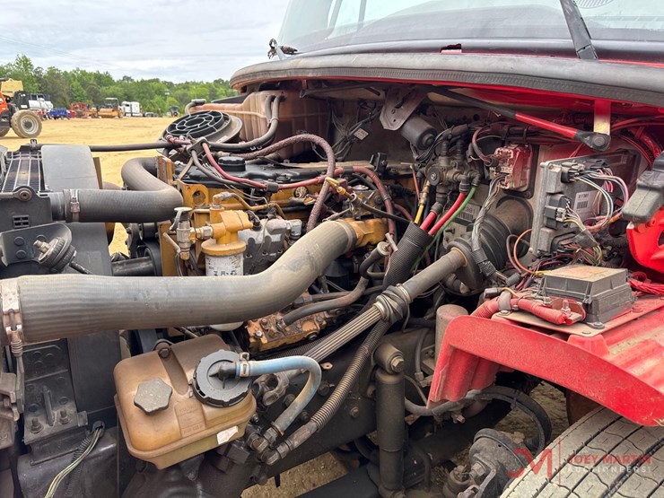 2007-freightliner-business-class-m2-s/a-dump-truck-image-17