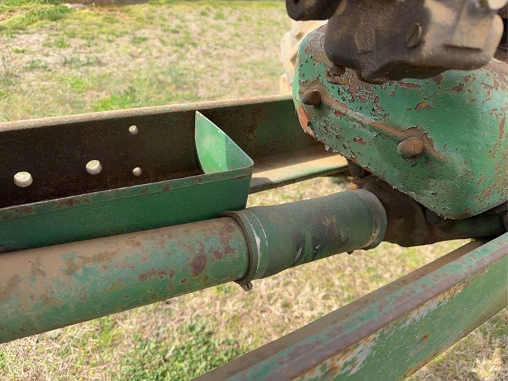 john-deere-b-image-25