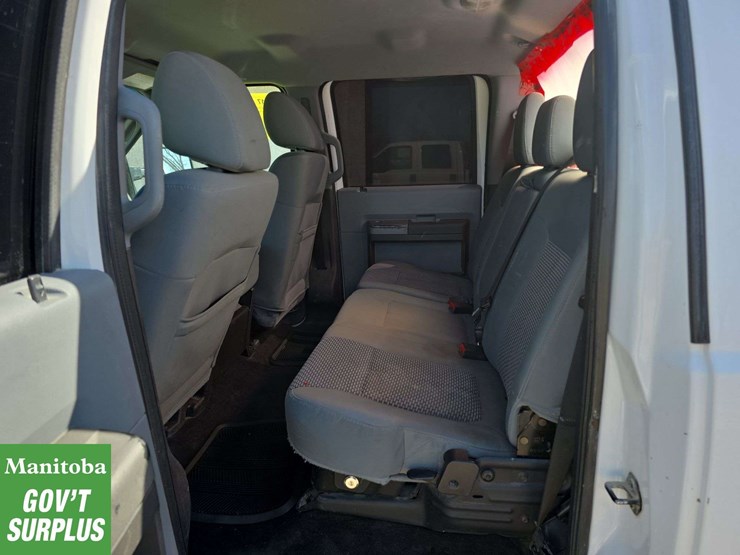 2011-ford-f350-image-26