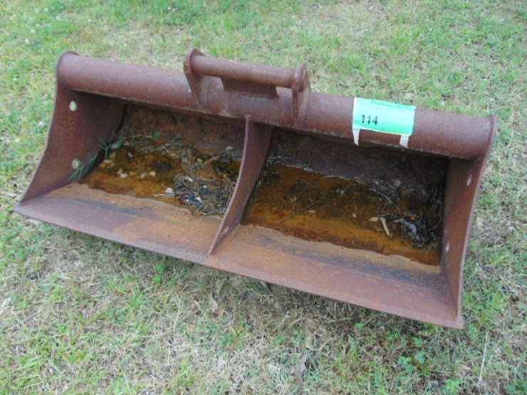 46"-ditching-bucket-image-1