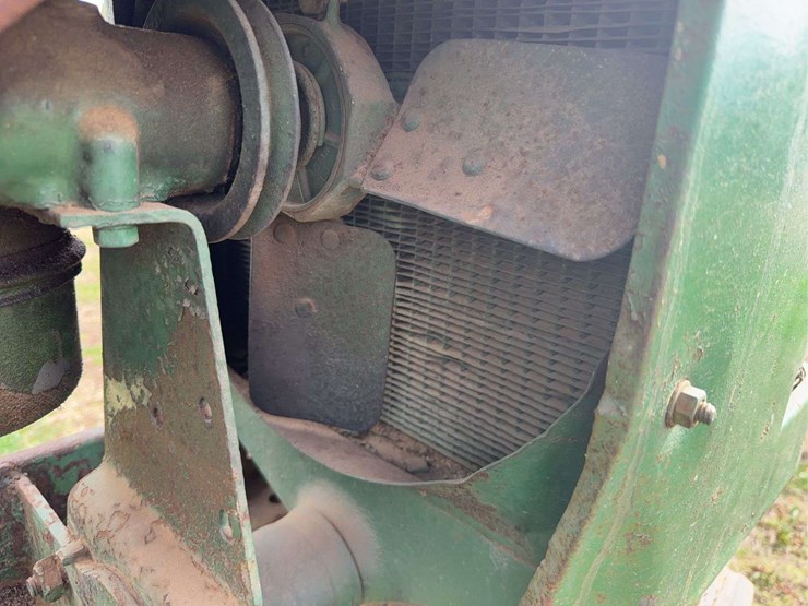 john-deere-b-image-29