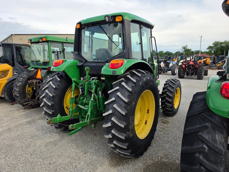 2010-john-deere-6230-image-6