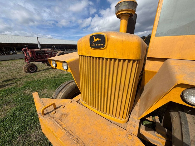 john-deere-840-image-19