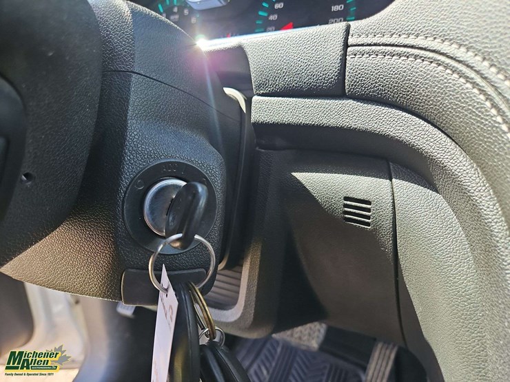 2017-chevrolet-traverse-image-22