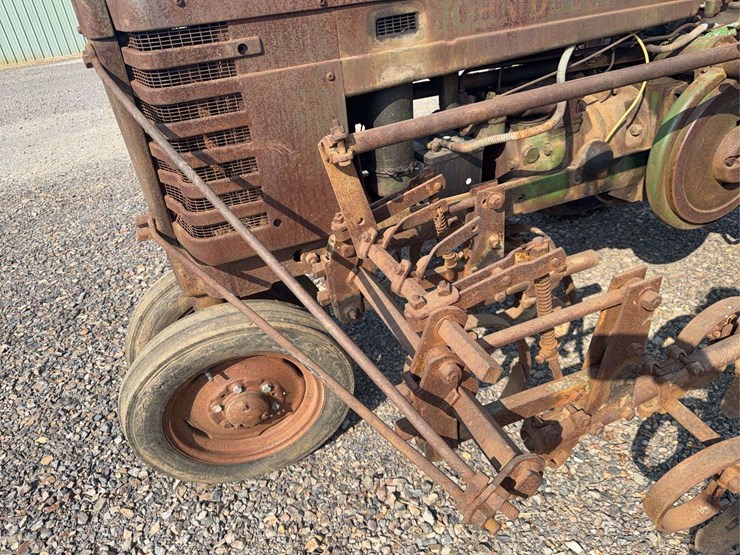 john-deere-h-image-56
