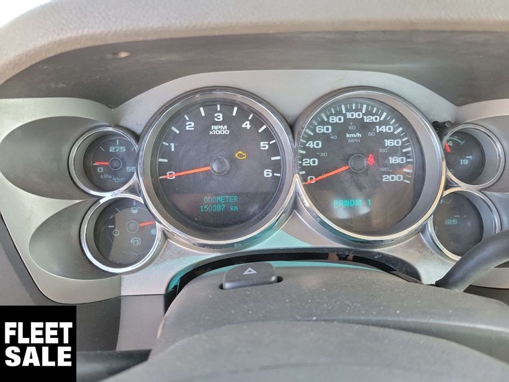 2011-gmc-sierra-2500hd-image-37