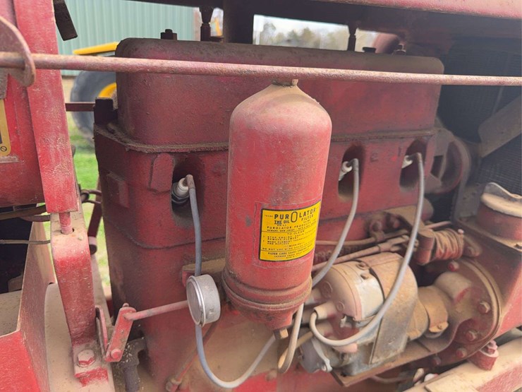 farmall-f-20-image-28