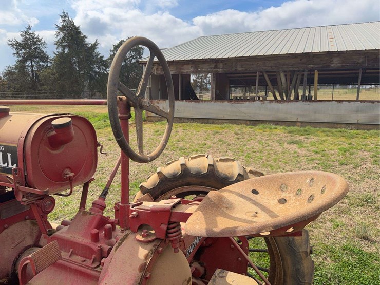 farmall-f-20-image-32