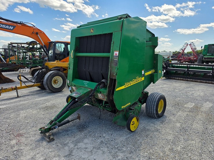 2003-john-deere-567-image-14