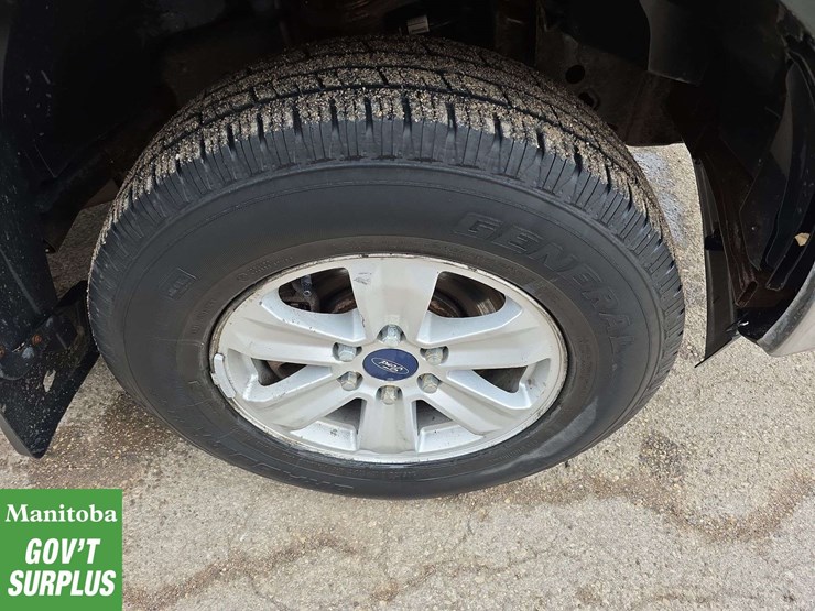 2015-ford-f150-image-13
