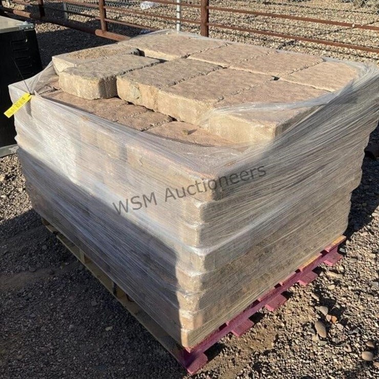 PALLET OF STONE PAVERS