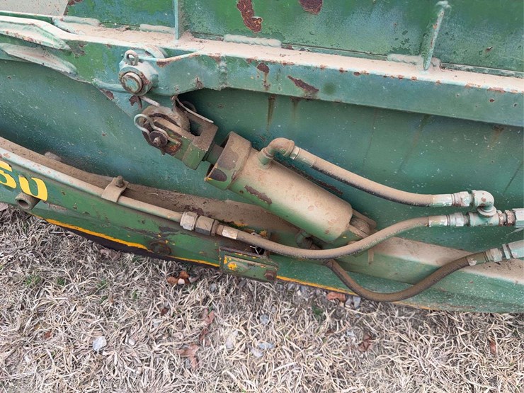 john-deere-250-image-22