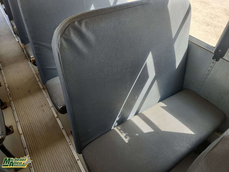 2011-ic-bus-ce-image-25