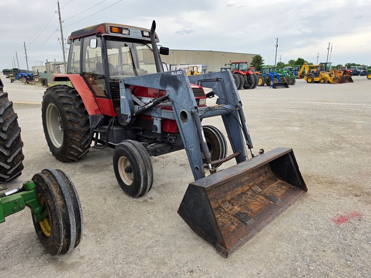 1992-case-ih-5120-image-25