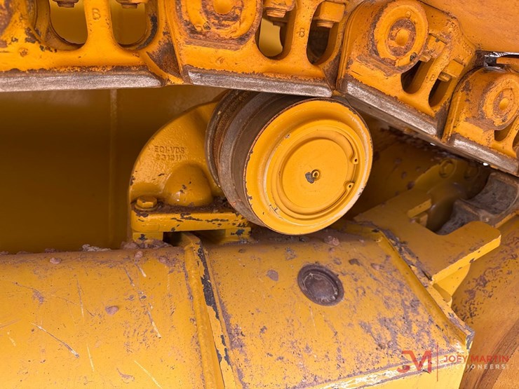 deere-750-image-9